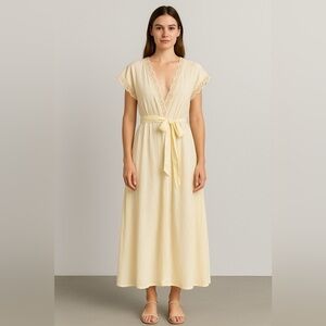 Vintage Lily of France Elegant Cream Lace Robe Union Made